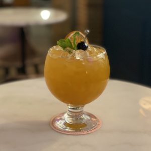 CÓCTELES FRUTALES